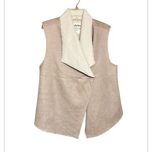 Dylan True Grit Vegan Suede Sherpa Vest Size Medium NWOT